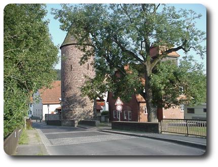 Westlicher Stadtturm